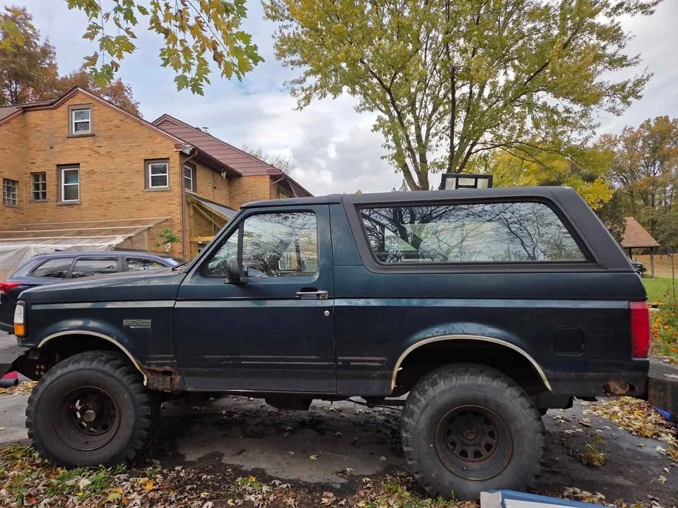 1996 Ford Bronco 5th Gen - Image 3 of 8