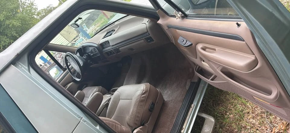 1996 Ford Bronco 5th Gen - Image 5 of 11