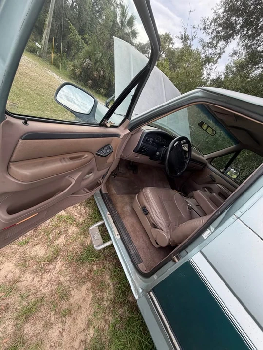 1996 Ford Bronco 5th Gen - Image 9 of 11