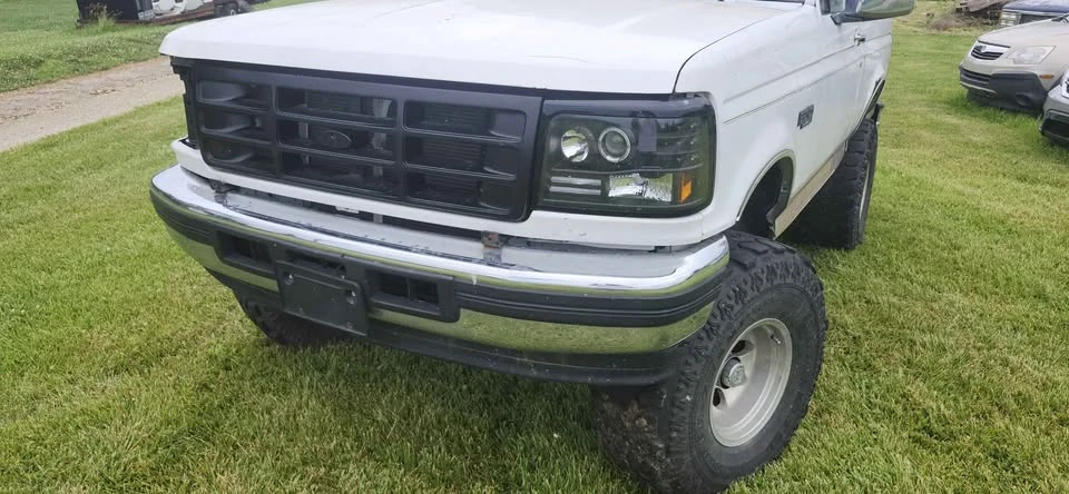1996 Ford Bronco 5th Gen - Image 2 of 4