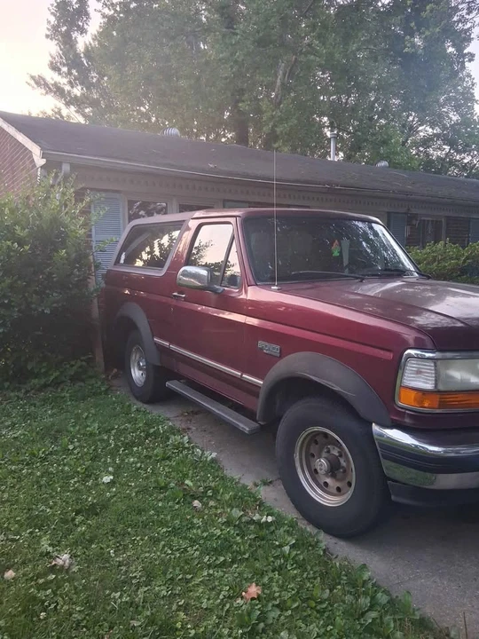 1996 Ford Bronco 5th Gen - Image 11 of 14