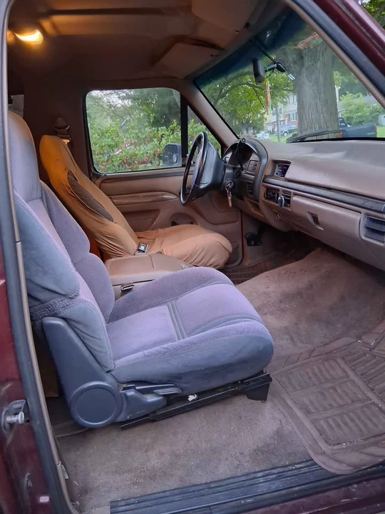 1996 Ford Bronco 5th Gen - Image 6 of 14