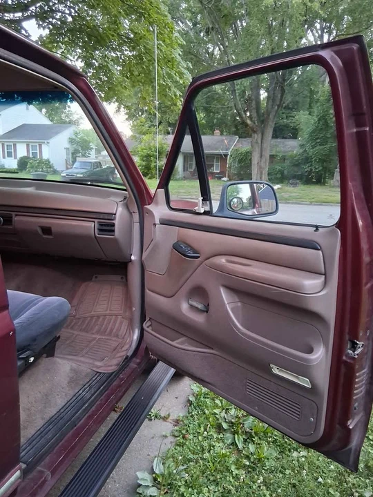 1996 Ford Bronco 5th Gen - Image 7 of 14