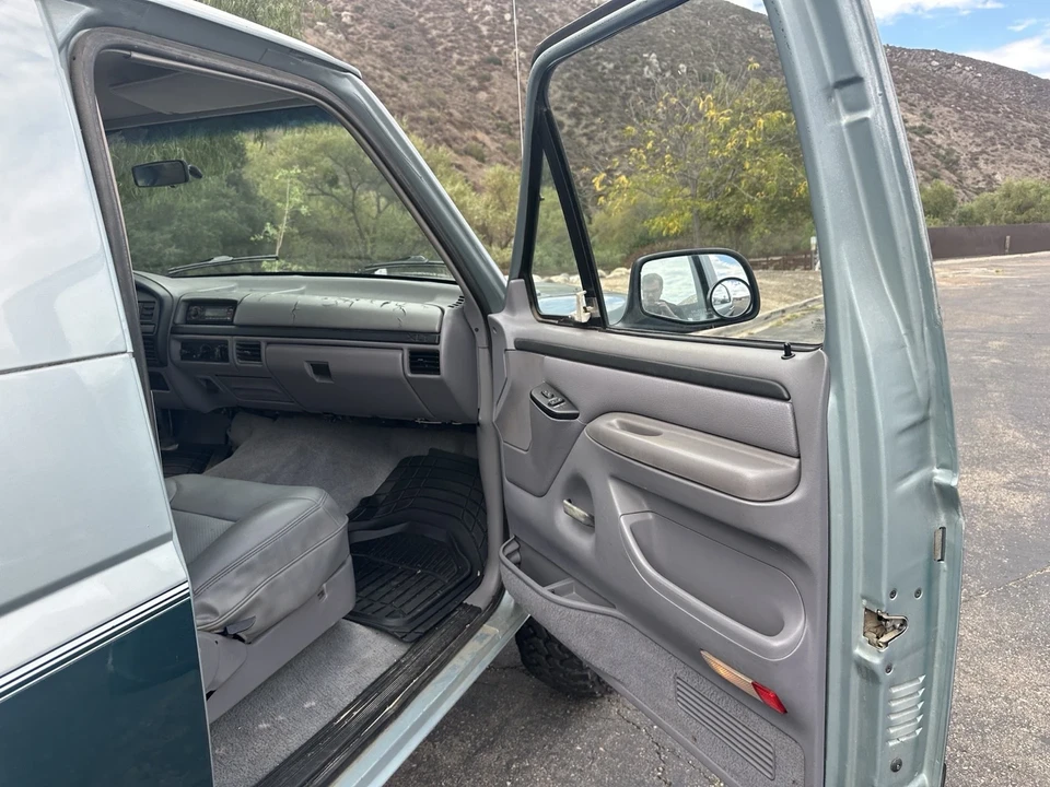 1996 Ford Bronco 5th Gen - Image 15 of 21