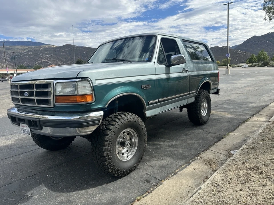 1996 Ford Bronco 5th Gen - Image 4 of 21