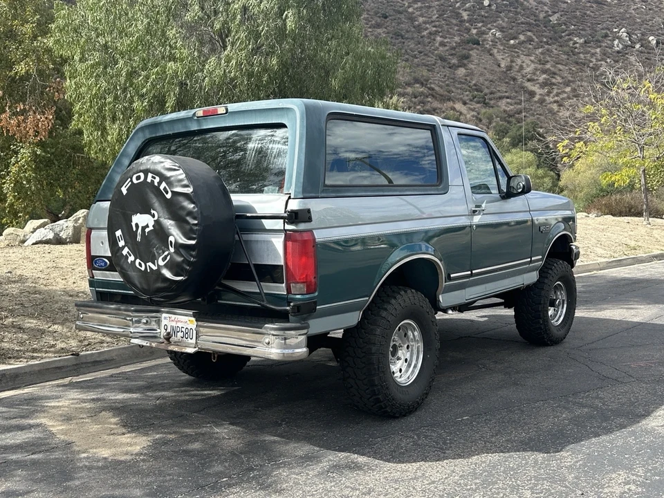 1996 Ford Bronco 5th Gen - Image 2 of 21