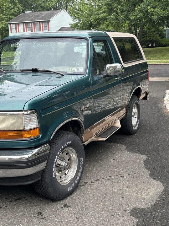 1996 Ford Bronco 5th Gen - Image 5 of 27