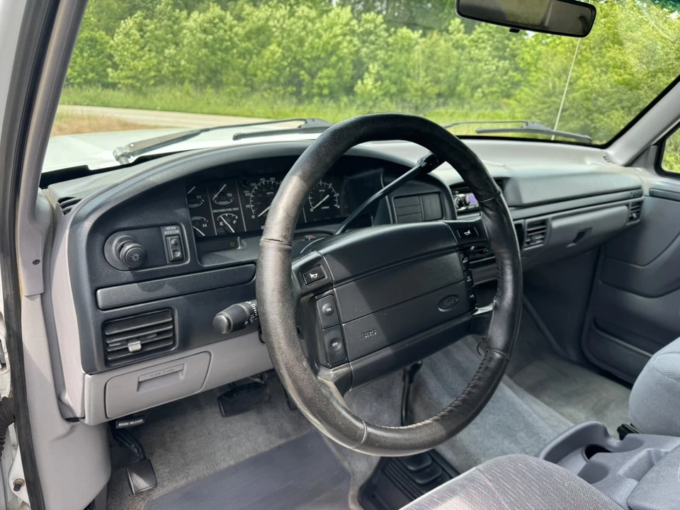 1996 Ford Bronco 5th Gen - Image 6 of 14