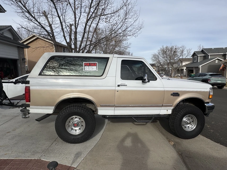 1996 Ford Bronco 5th Gen - Image 2 of 11