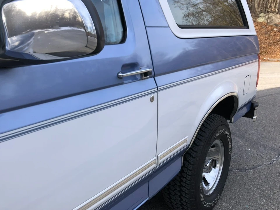 1996 Ford Bronco 5th Gen - Image 15 of 21