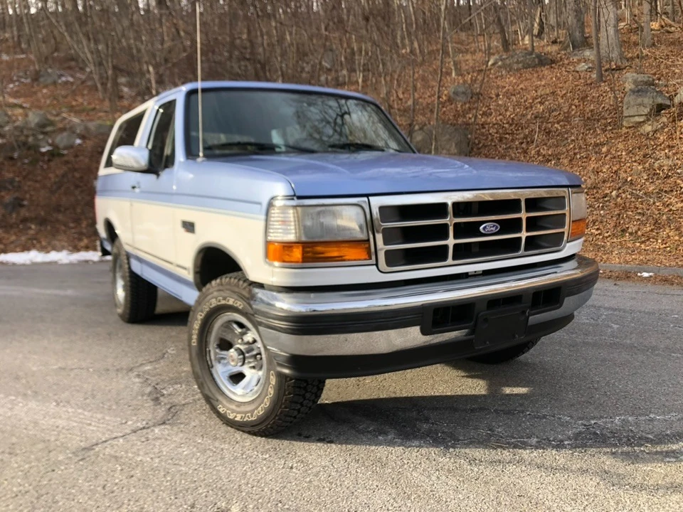 1996 Ford Bronco 5th Gen - Image 5 of 21