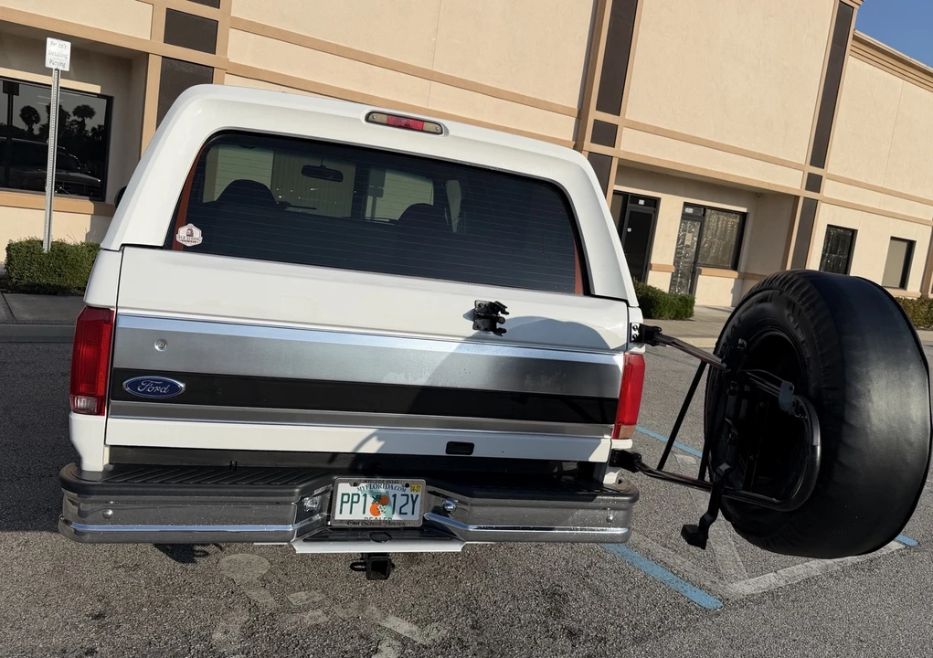 1996 Ford Bronco 5th Gen - Image 4 of 18