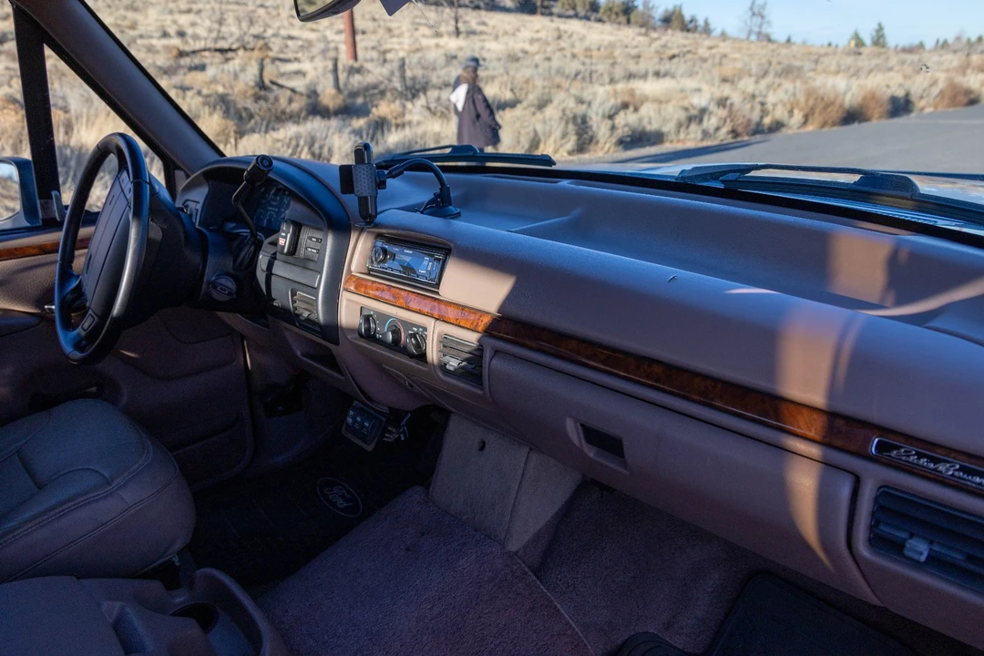 1996 Ford Bronco 5th Gen - Image 13 of 21