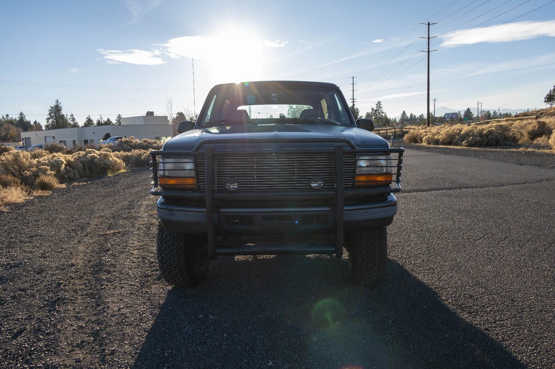 1996 Ford Bronco 5th Gen - Image 3 of 21