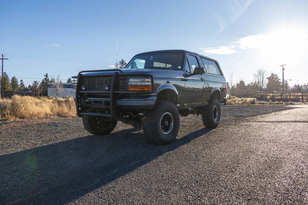 1996 Ford Bronco 5th Gen - Image 2 of 21