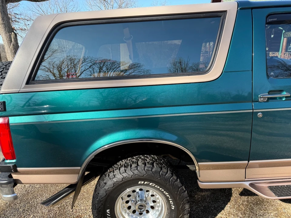 1996 Ford Bronco 5th Gen - Image 23 of 27