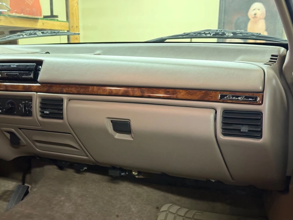 1996 Ford Bronco 5th Gen - Image 20 of 31