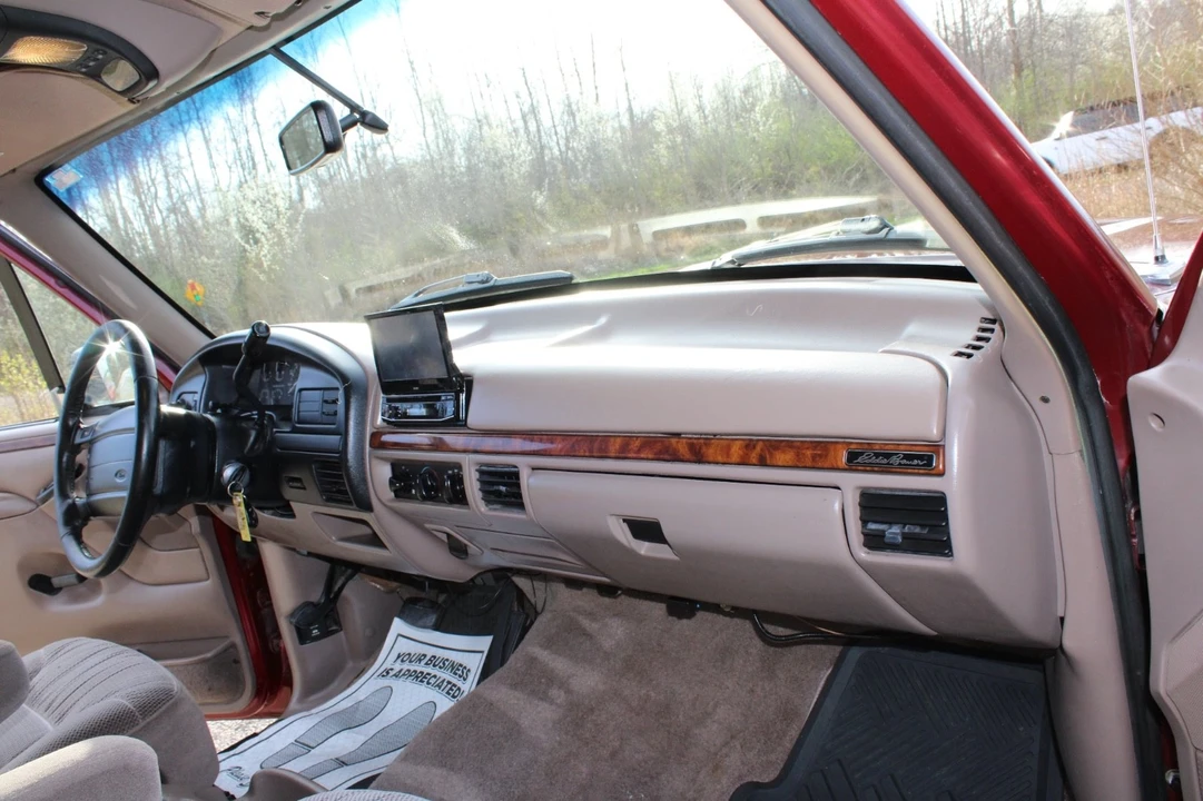 1996 Ford Bronco 5th Gen - Image 13 of 16