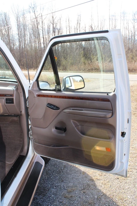 1996 Ford Bronco 5th Gen - Image 15 of 20