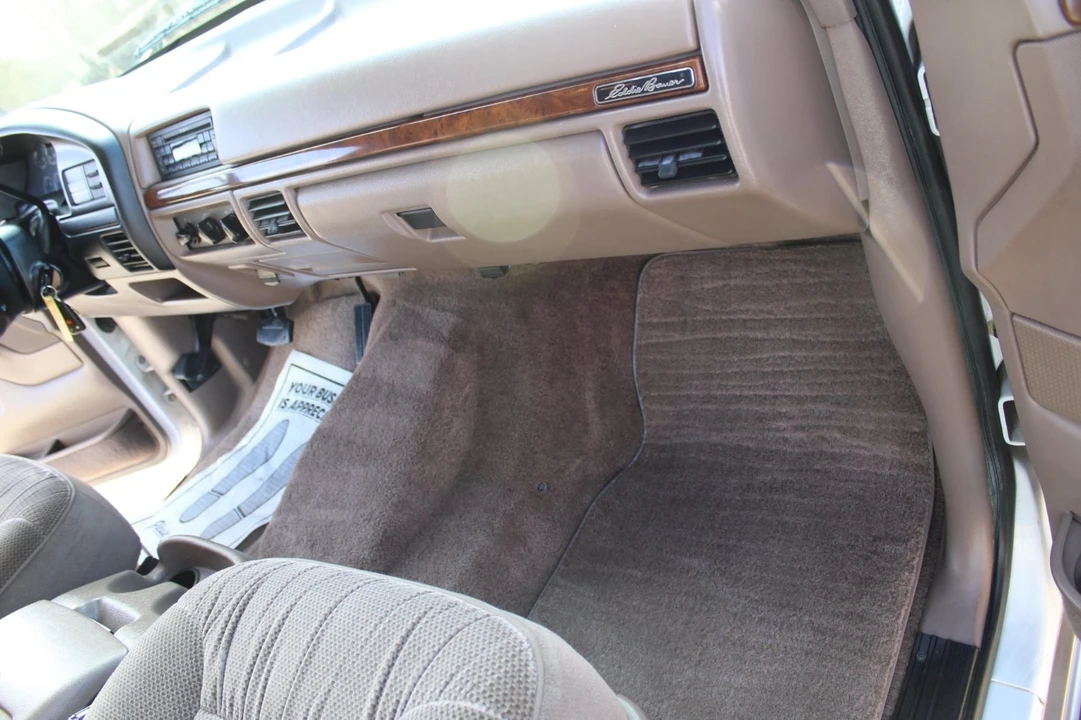 1996 Ford Bronco 5th Gen - Image 11 of 20