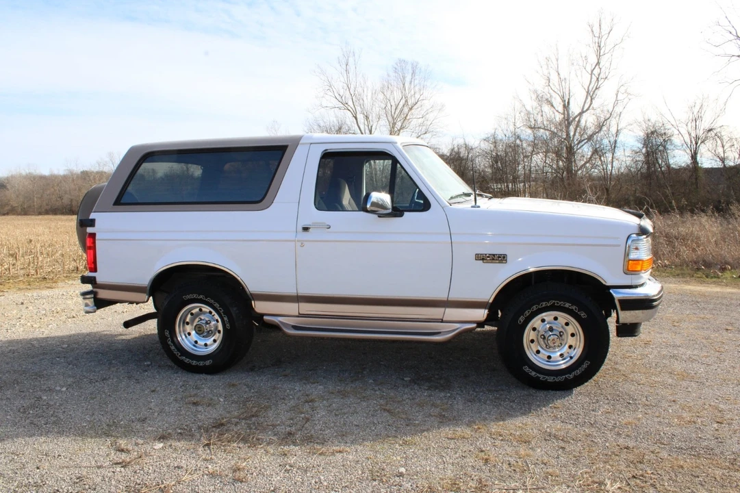 1996 Ford Bronco 5th Gen - Image 8 of 20