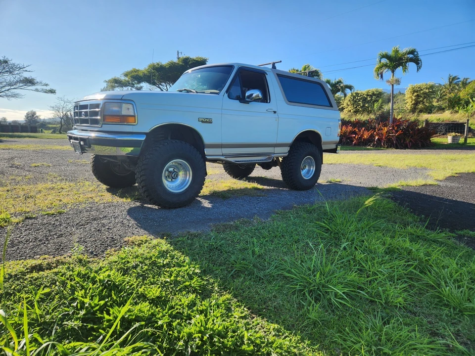 1996 Ford Bronco 5th Gen - Image 2 of 6