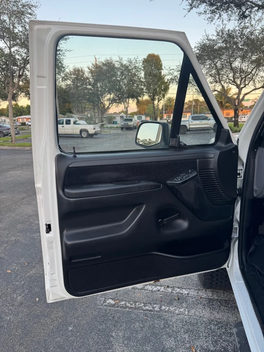 1996 Ford Bronco 5th Gen - Image 16 of 21