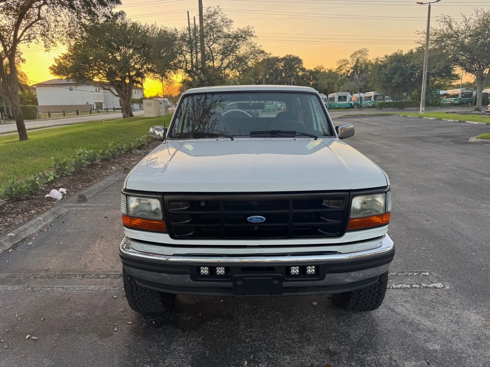 1996 Ford Bronco 5th Gen - Image 5 of 21