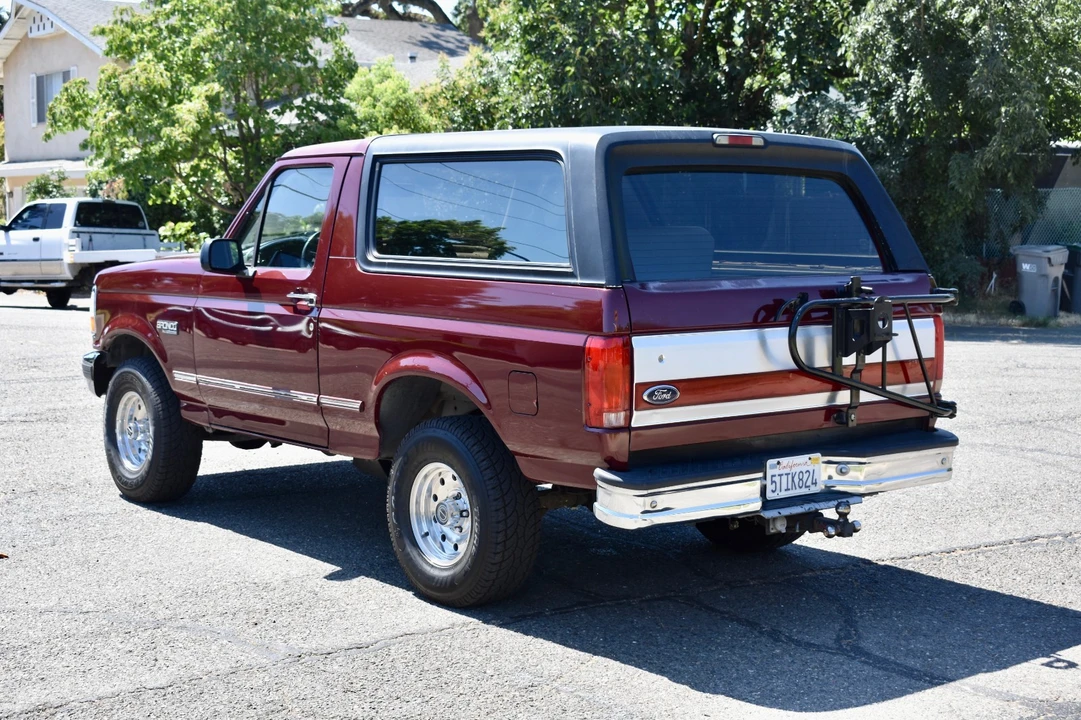 1996 Ford Bronco 5th Gen - Image 5 of 21