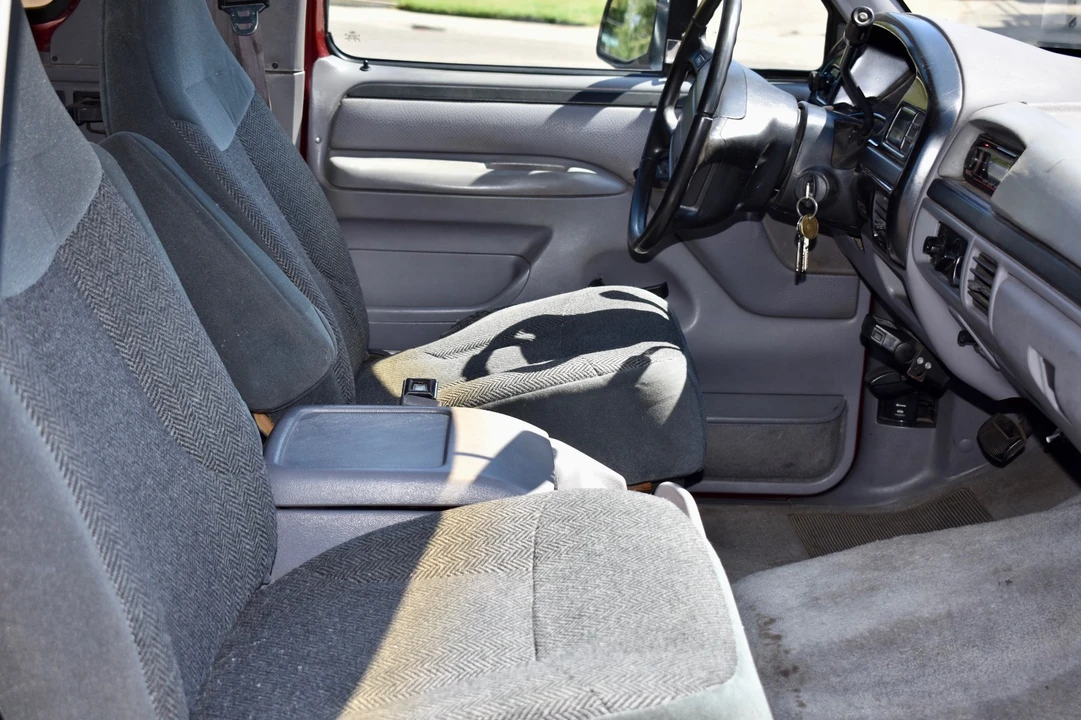 1996 Ford Bronco 5th Gen - Image 13 of 21