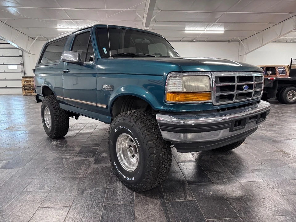1996 Ford Bronco 5th Gen - Image 3 of 21