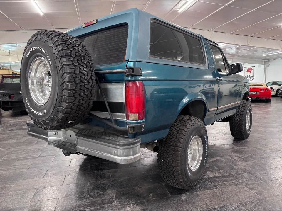 1996 Ford Bronco 5th Gen - Image 4 of 21