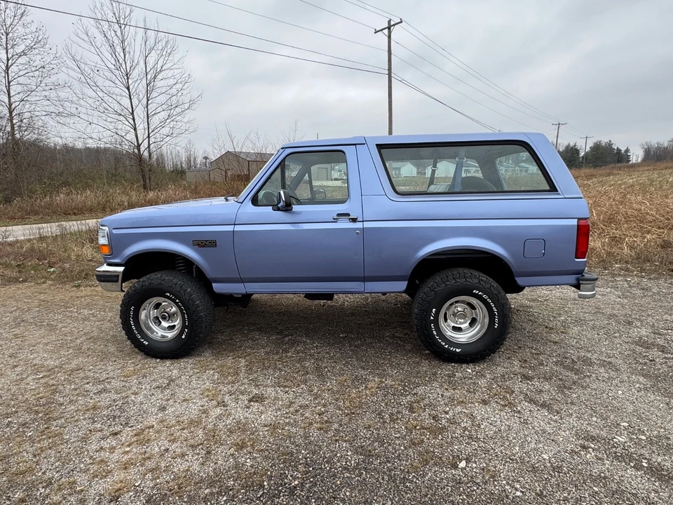 1996 Ford Bronco 5th Gen - Image 6 of 19