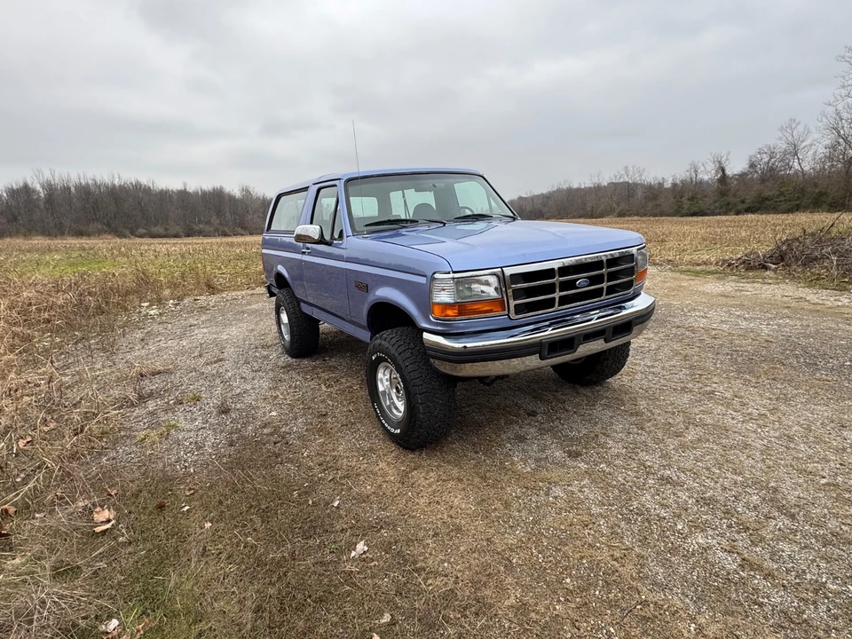 1996 Ford Bronco 5th Gen - Image 7 of 19