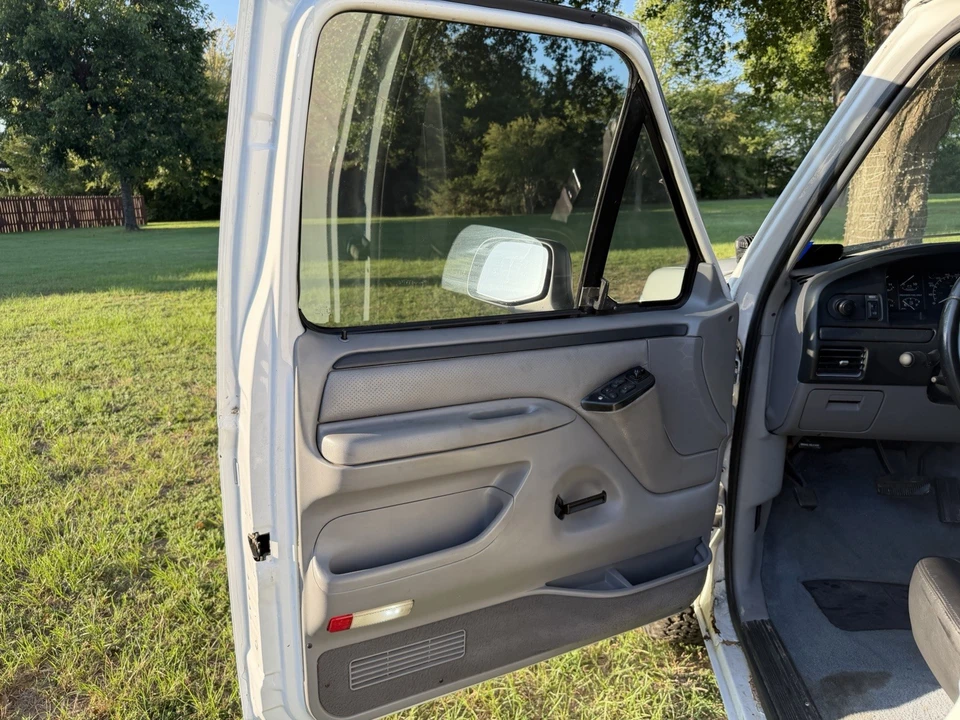 1996 Ford Bronco 5th Gen - Image 6 of 22
