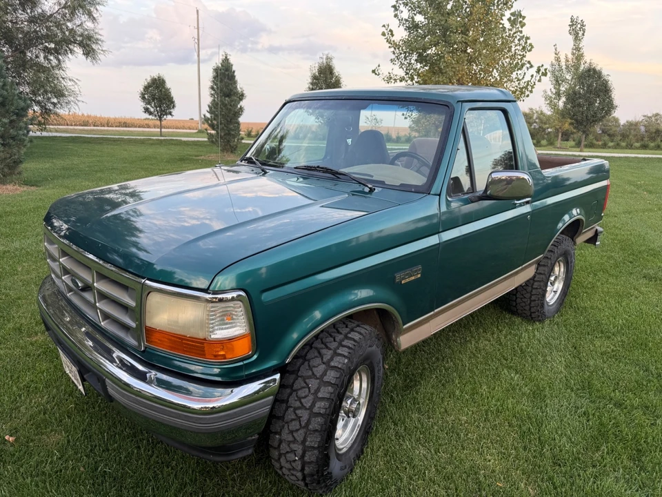 1996 Ford Bronco 5th Gen - Image 16 of 21