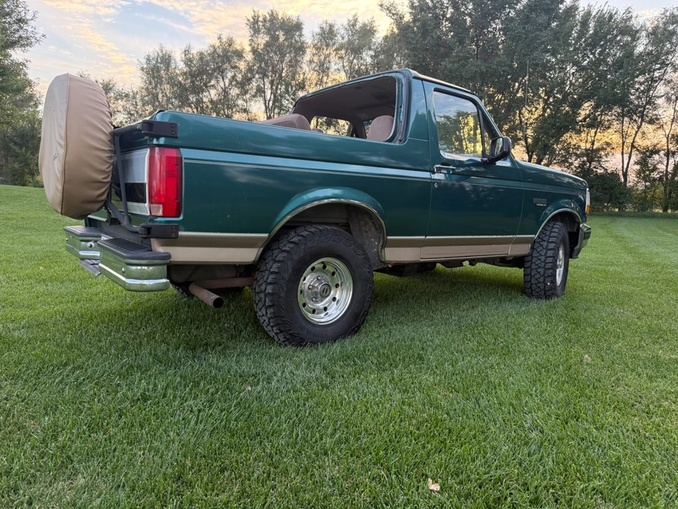 1996 Ford Bronco 5th Gen - Image 10 of 21