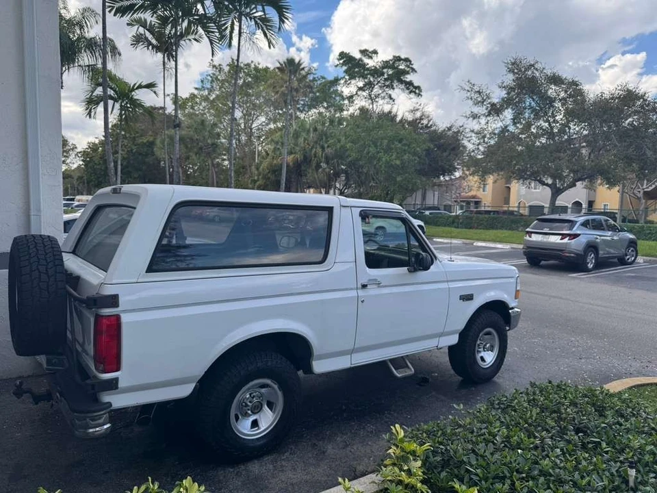 1996 Ford Bronco 5th Gen - Image 6 of 27