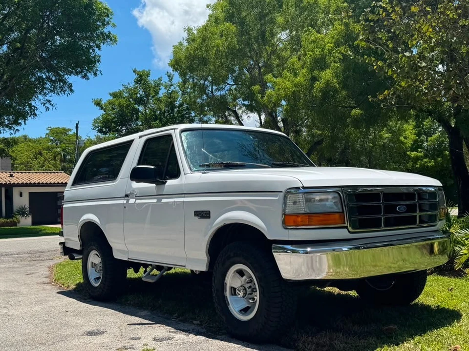 1996 Ford Bronco 5th Gen - Image 3 of 27