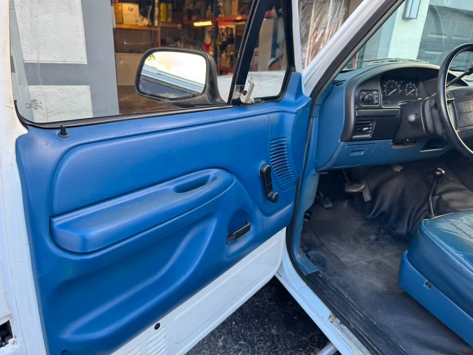 1996 Ford Bronco 5th Gen - Image 17 of 27