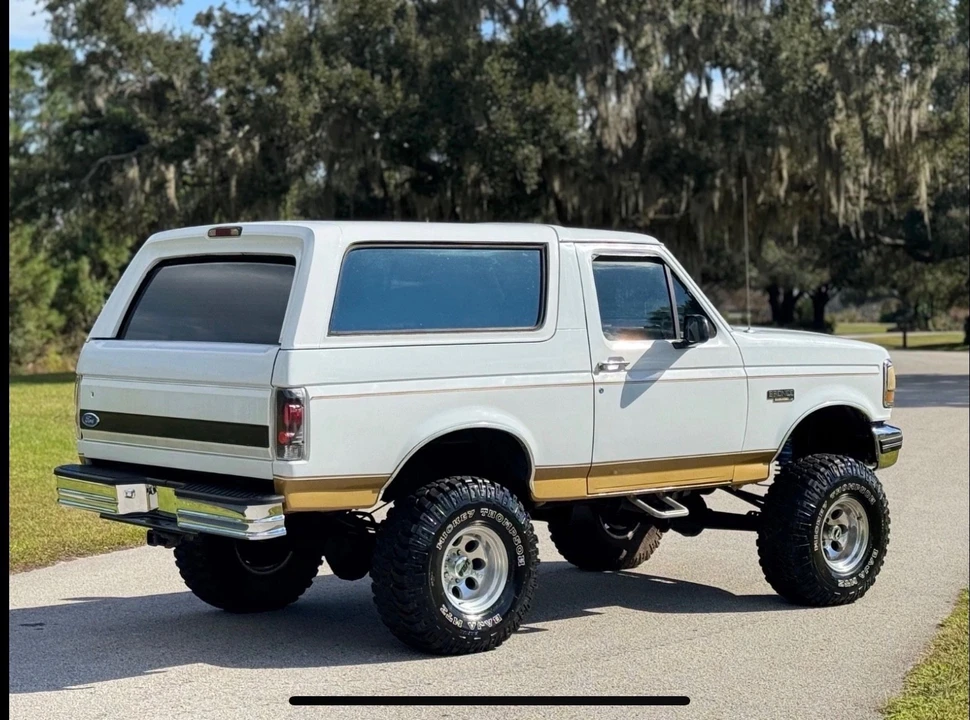 1996 Ford Bronco 5th Gen - Image 5 of 13