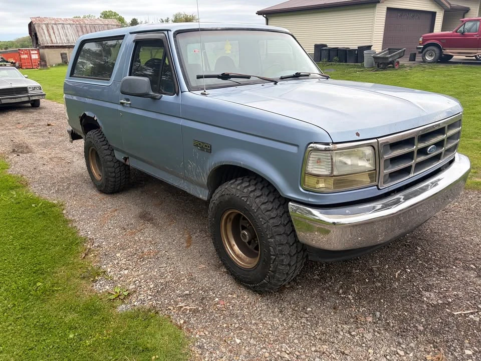 1996 Ford Bronco 5th Gen - Image 2 of 6