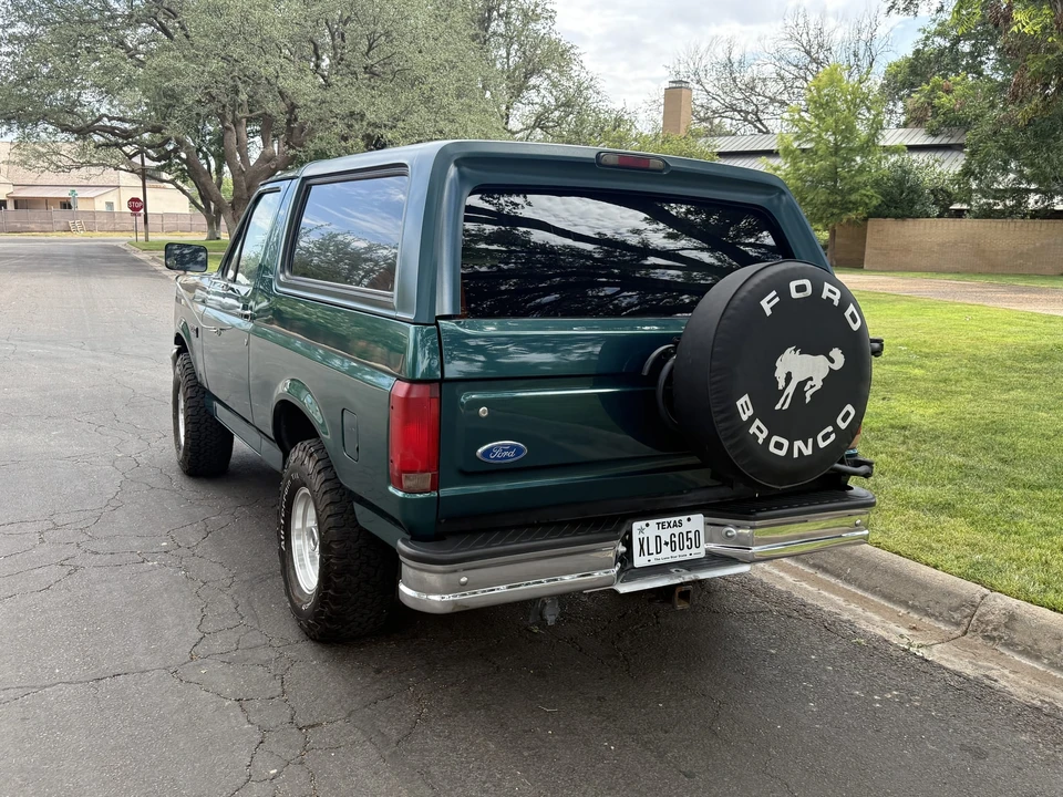 1996 Ford Bronco 5th Gen - Image 5 of 31