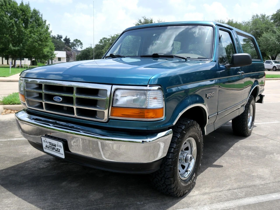 1996 Ford Bronco 5th Gen - Image 2 of 21