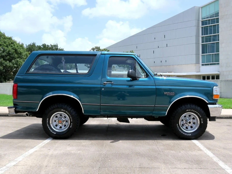 1996 Ford Bronco 5th Gen - Image 18 of 21
