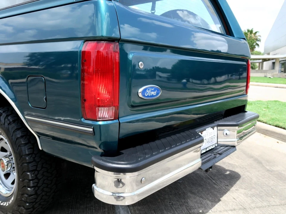 1996 Ford Bronco 5th Gen - Image 9 of 21