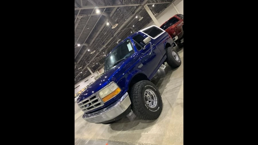 1996 Ford Bronco 5th Gen - Image 2 of 5