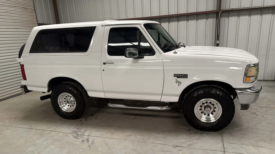 1996 Ford Bronco 5th Gen - Image 12 of 31