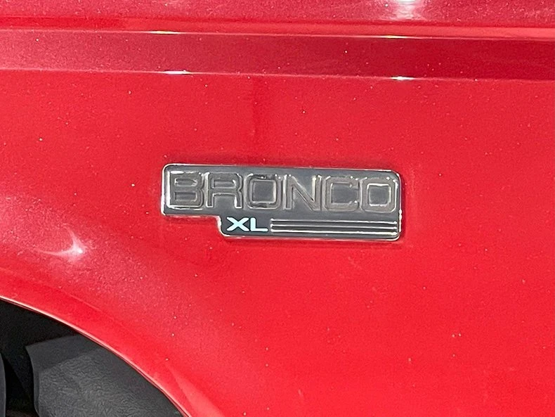 1996 Ford Bronco 5th Gen - Image 12 of 31