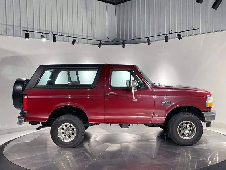 1996 Ford Bronco 5th Gen - Image 5 of 31